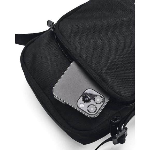 Loudon Lite Crossbody Bag Water-Repellent Polyester Adjustable Straps